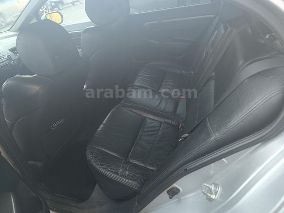 Sahibinden Honda Civic 1.6i VTEC Elegance 2011 Model