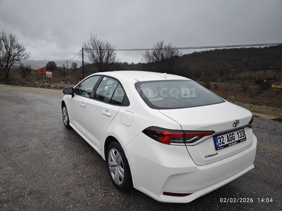 Sahibinden Toyota Corolla 1.5 Vision 2026 Model