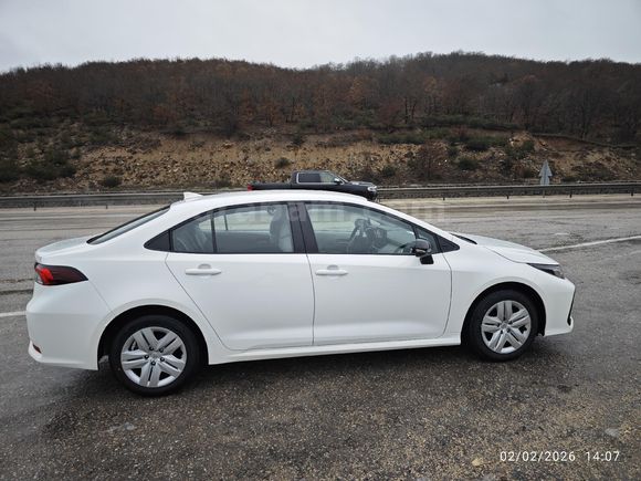 Sahibinden Toyota Corolla 1.5 Vision 2026 Model
