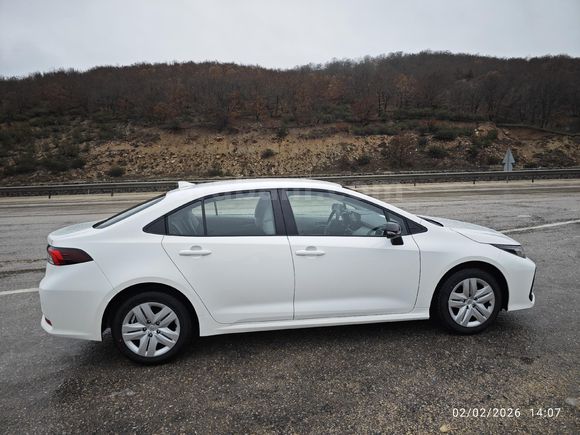 Sahibinden Toyota Corolla 1.5 Vision 2026 Model