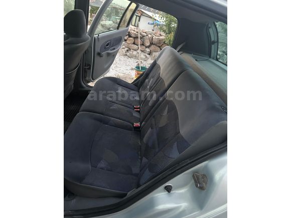 Sahibinden Renault Clio 1.4 RTA 2001 Model