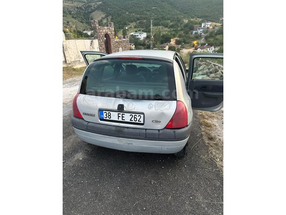 Sahibinden Renault Clio 1.4 RTA 2001 Model