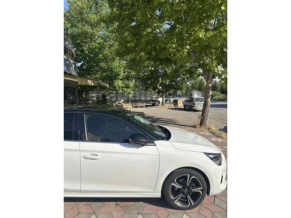 Galeriden Opel Corsa 1.2 T Ultimate 2020 Model Ankara