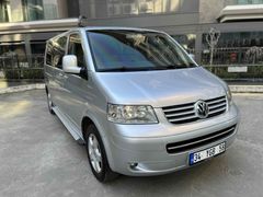 Galeriden Volkswagen Transporter 2.5 TDI Camlı Van 2004 Model İstanbul