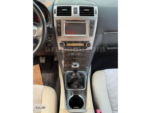 2012 MODEL AVENSİS 1.6 ELEGANT EXTRA 155 BİN KM DE