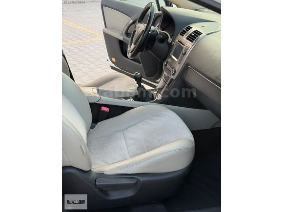 2012 MODEL AVENSİS 1.6 ELEGANT EXTRA 155 BİN KM DE