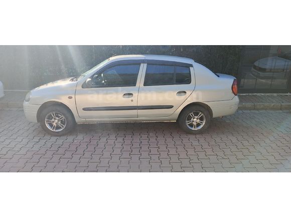 Sahibinden Renault Clio 1.4 RNA 2001 Model