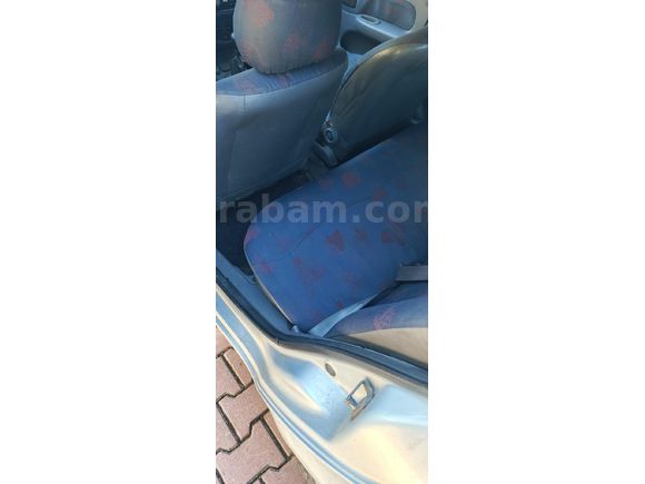 Sahibinden Renault Clio 1.4 RNA 2001 Model