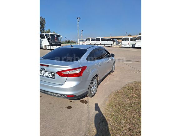 Sahibinden Ford Focus 1.6 Ti-VCT Trend 2012 Model