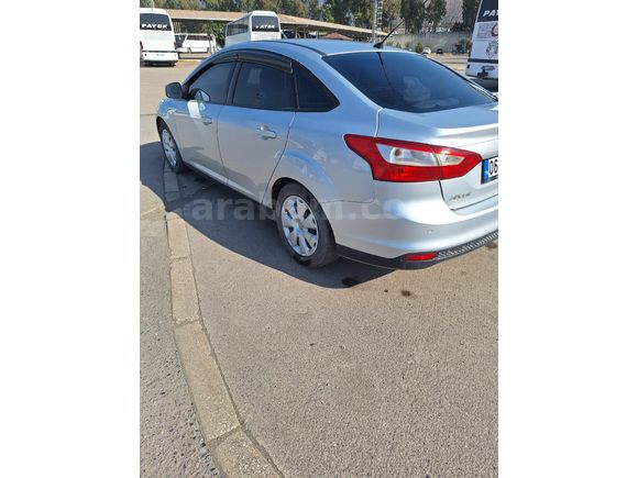 Sahibinden Ford Focus 1.6 Ti-VCT Trend 2012 Model