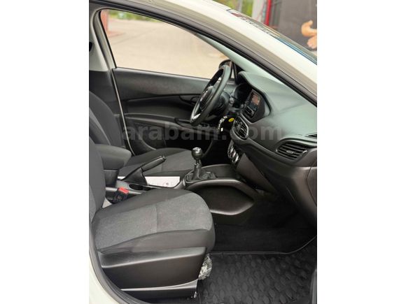 Sahibinden Fiat Egea 1.4 Fire Easy 2023 Model 