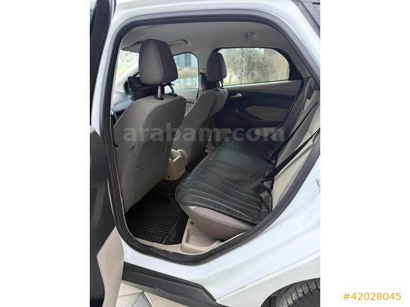 AKINCI AUTO | 2013 FORD FOCUS 1.6TDCİ STYLE PLUS 115HP HATASIZ