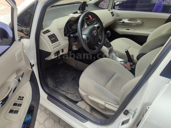 Sahibinden Toyota Auris 1.4 D-4D Comfort Plus 2012 Model