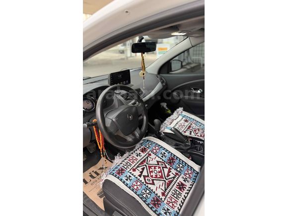 Sahibinden Renault Megane 1.5 dCi Joy 2014 Model 