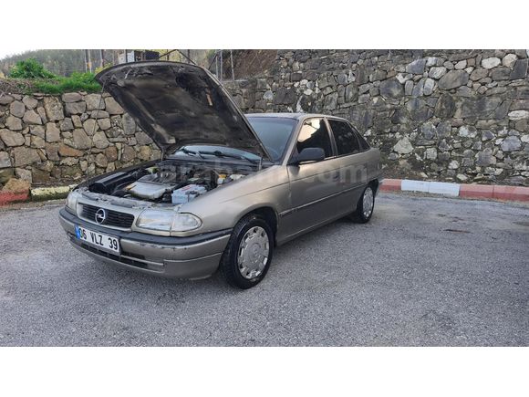 Kaçmaz Opel Astra 1.6 GL