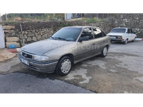 Kaçmaz Opel Astra 1.6 GL