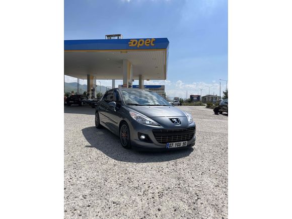PEUGEOT 207,5