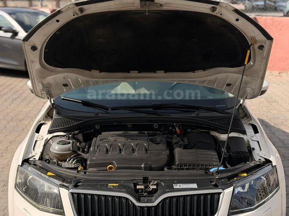 Lider'den Skoda Octavia 1.6 TDI Elegance CR 2015 Model 