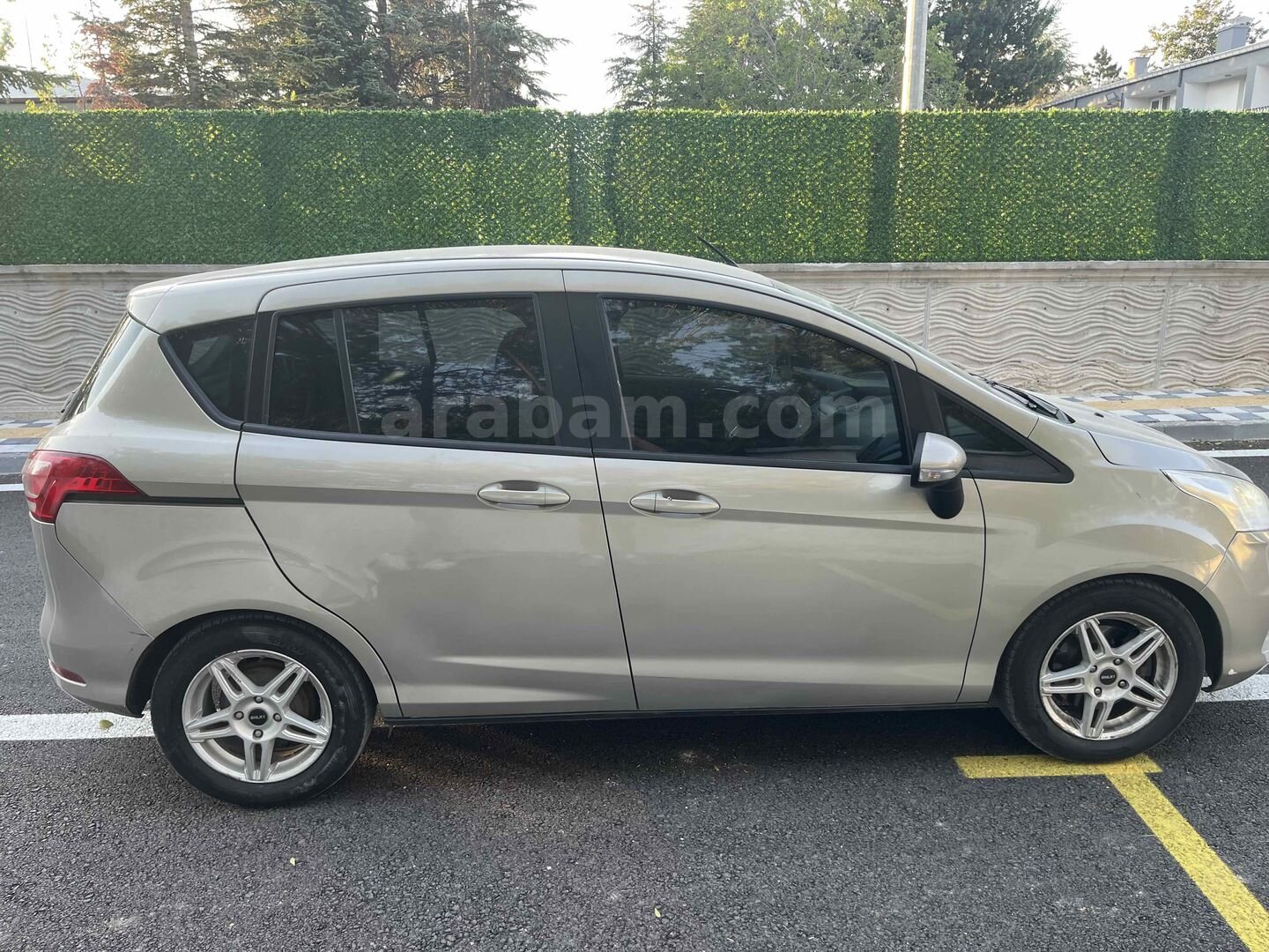 Sahibinden Ford B-Max 1.4 Trend 2013 Model Afyonkarahisar 168.000 km Bej 4