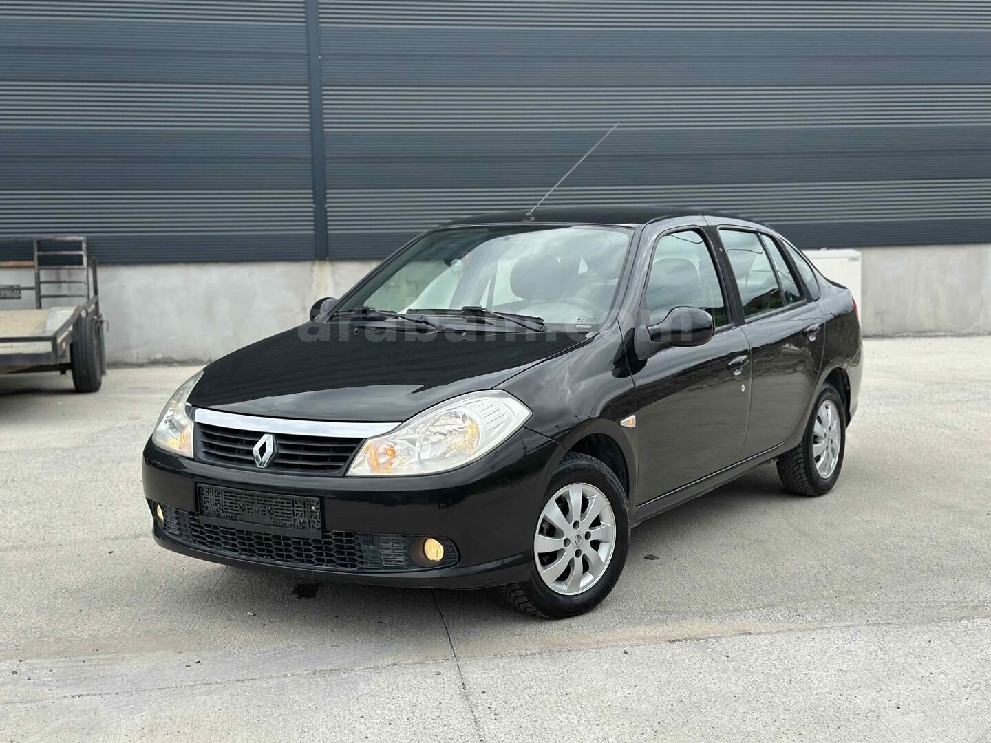 Galeriden Renault Symbol 1.5 dCi Expression Plus 2010 Model Ordu 103.000 km Siyah 2