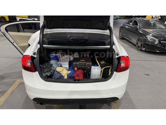 Sahibinden Volvo S60 1.6 D Advance 2012 Model 