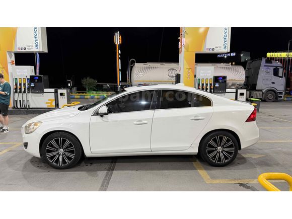 Sahibinden Volvo S60 1.6 D Advance 2012 Model 