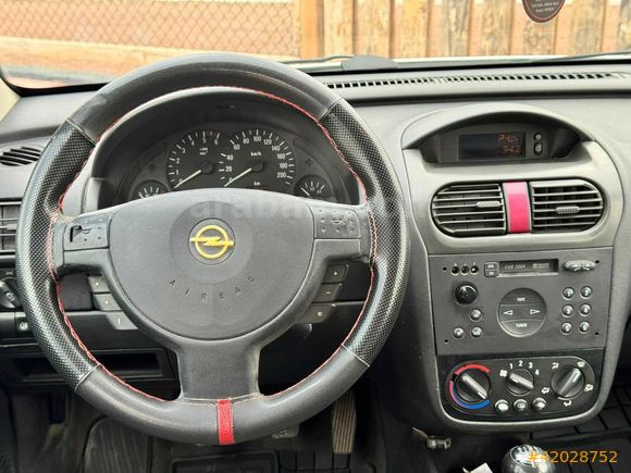 250.000 KM DE DEĞİŞENSİZ CORSA 1.3 CDTI
