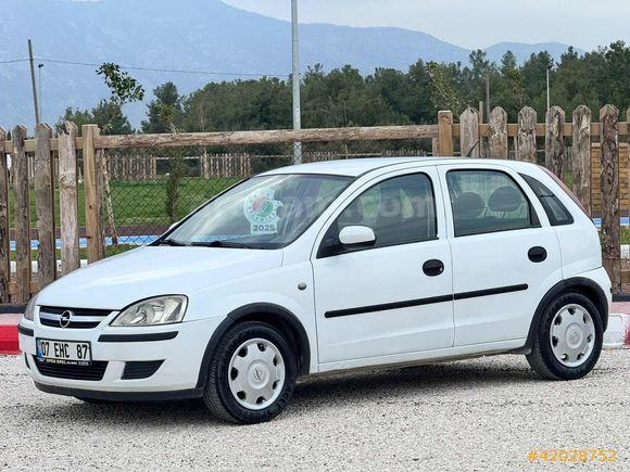 250.000 KM DE DEĞİŞENSİZ CORSA 1.3 CDTI