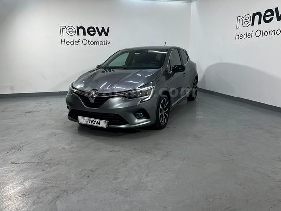 HEDEF RENAULT PLAZA'DAN 2023 CLİO İCON 1,0 TCE XTRONİC