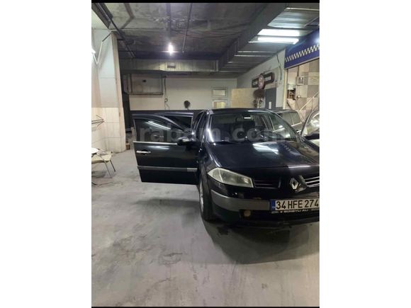 Sahibinden Renault Megane 1.6 Dynamique 2004 Model  386.000 km Siyah