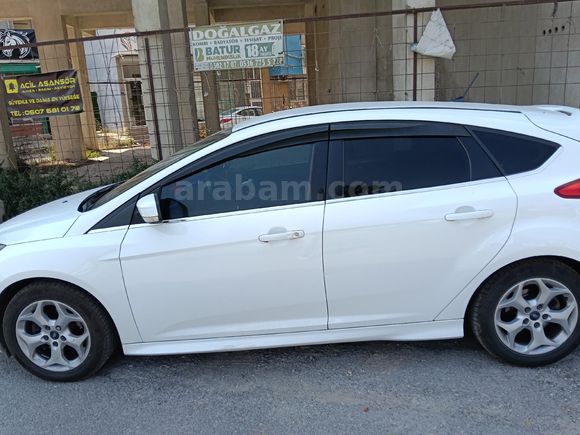 Sahibinden Ford Focus 1.6 SCTi Titanium 2012 Model