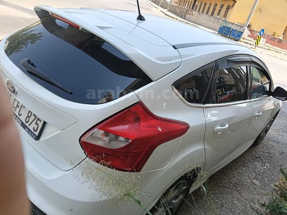 Sahibinden Ford Focus 1.6 SCTi Titanium 2012 Model