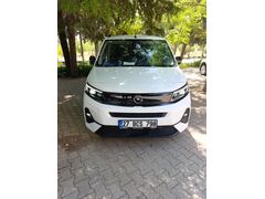 Sahibinden Opel Combo 1.5 CDTI Essential 2025 Model Gaziantep 6.001 km Beyaz