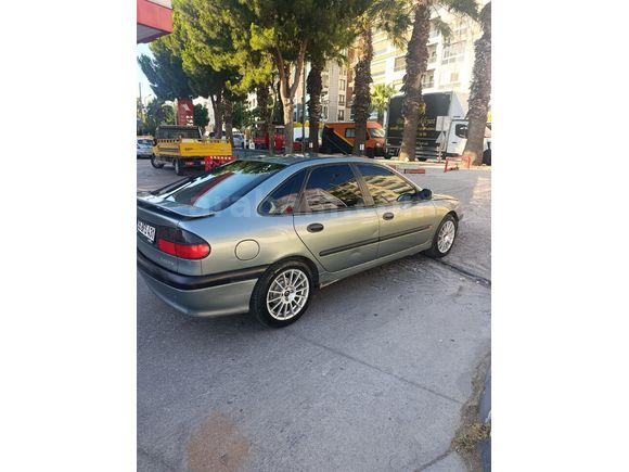 Sahibinden Renault Laguna 2.0 RXE 1997 Model