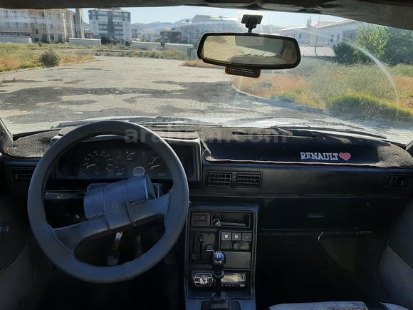 Sahibinden Renault R 9 1.4 Spring 1992 Model