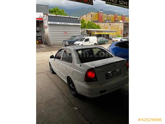 TURMERDEN ACCENT 1.6 ADMİRE k.kart taksit imkanı