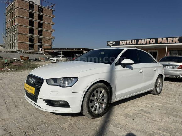 2015 model Audi A3 Otomatik Dizel 154 bin km