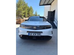 Sahibinden  Hatasız Ultimate paket Opel Grandland 1.2 T Hybrid GS 2025 Model 