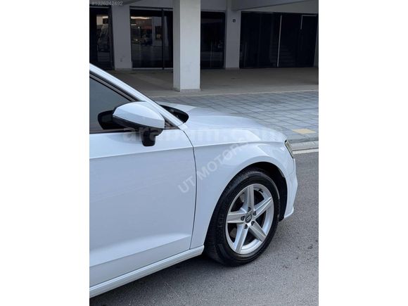 UT MOTORS A3 BÖYLESİ ZOR CAM TAVAN MAKYAJLI DOLU