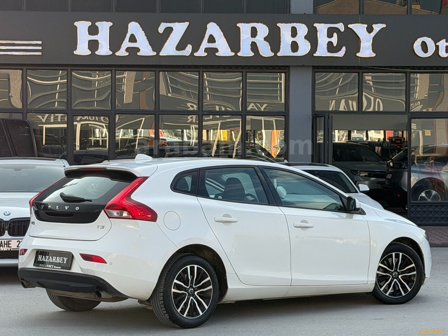 Galeriden Volvo V40 1.5 Momentum 2017 Model Konya 116.000 km Beyaz 6