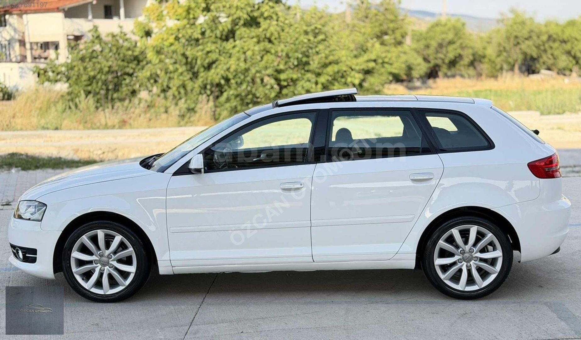 Galeriden Audi A3 Sportback 1.6 TDI Attraction 2012 Model Isparta 184.000 km Beyaz 7