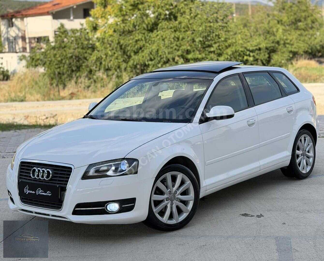 Galeriden Audi A3 Sportback 1.6 TDI Attraction 2012 Model Isparta 184.000 km Beyaz 1