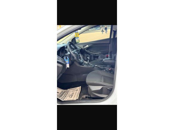 Sahibinden Ford Focus 1.6 TDCi Trend X 2015 Model  145 binde