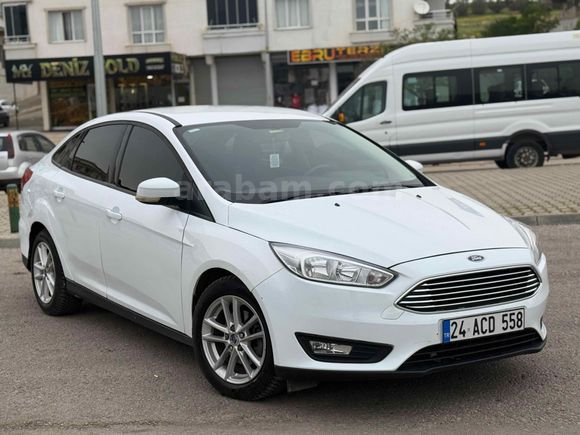 Sahibinden Ford Focus 1.6 TDCi Trend X 2015 Model  145 binde