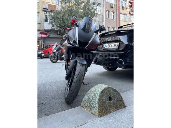 KIZ PLAKA ÖZEL MONSTER R25 HASAR KAYITSIZ 