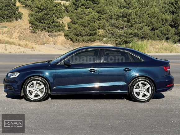 KARA GRUP' 2017 A3 SEDAN 1.6 DİZEL' OPSİYON RENK' GERİ GÖRÜŞ