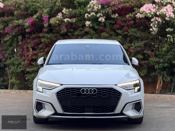 DELUX CAR | 2022 | AUDİ | A3 | ADVANCED | DEĞİŞENSİZ