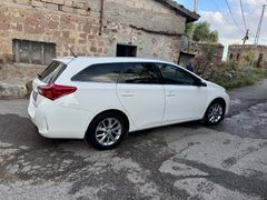 Sahibinden Toyota Auris 1.6 Touring Sports Advance Skypack 2014 Model 