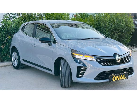 ÖNAL'DAN 2025 RENAULT CLİO 1.0 TCE EVOLUTİON X-TRONİC 10.BİN KM