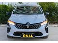 ÖNAL'DAN 2025 RENAULT CLİO 1.0 TCE EVOLUTİON X-TRONİC 10.BİN KM